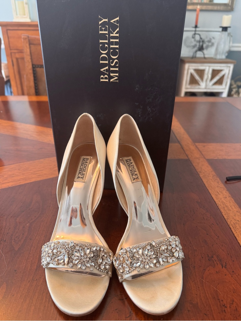 Badgley Mischka Women's IvyEmbellished Open-Toe Heels -size 9 in Ivory - Picture 1 of 6